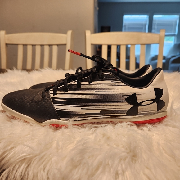Under Armour Black & White Tennis Shoes Size 8 - Picture 4 of 9